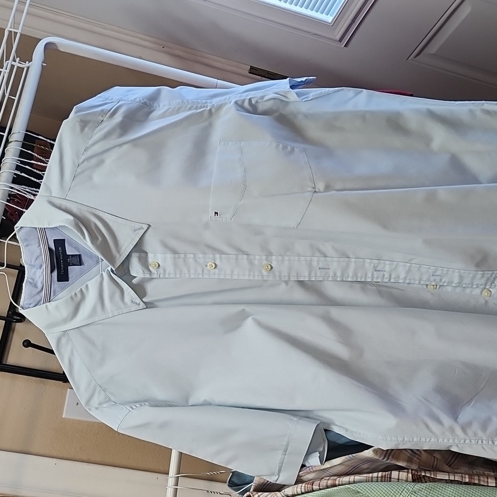 Tommy Hilfiger Light Blue Short Sleeve Button-Down Shirt